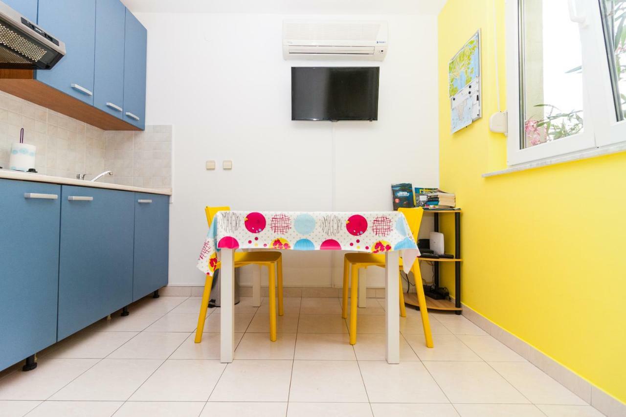 • Lungomare Beach Apartment Pula • ภายนอก รูปภาพ