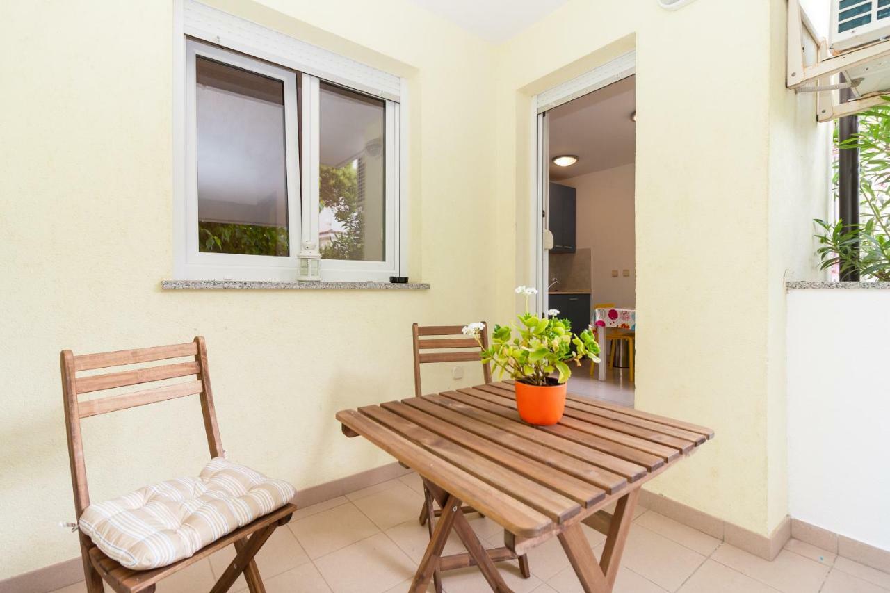 • Lungomare Beach Apartment Pula • ภายนอก รูปภาพ