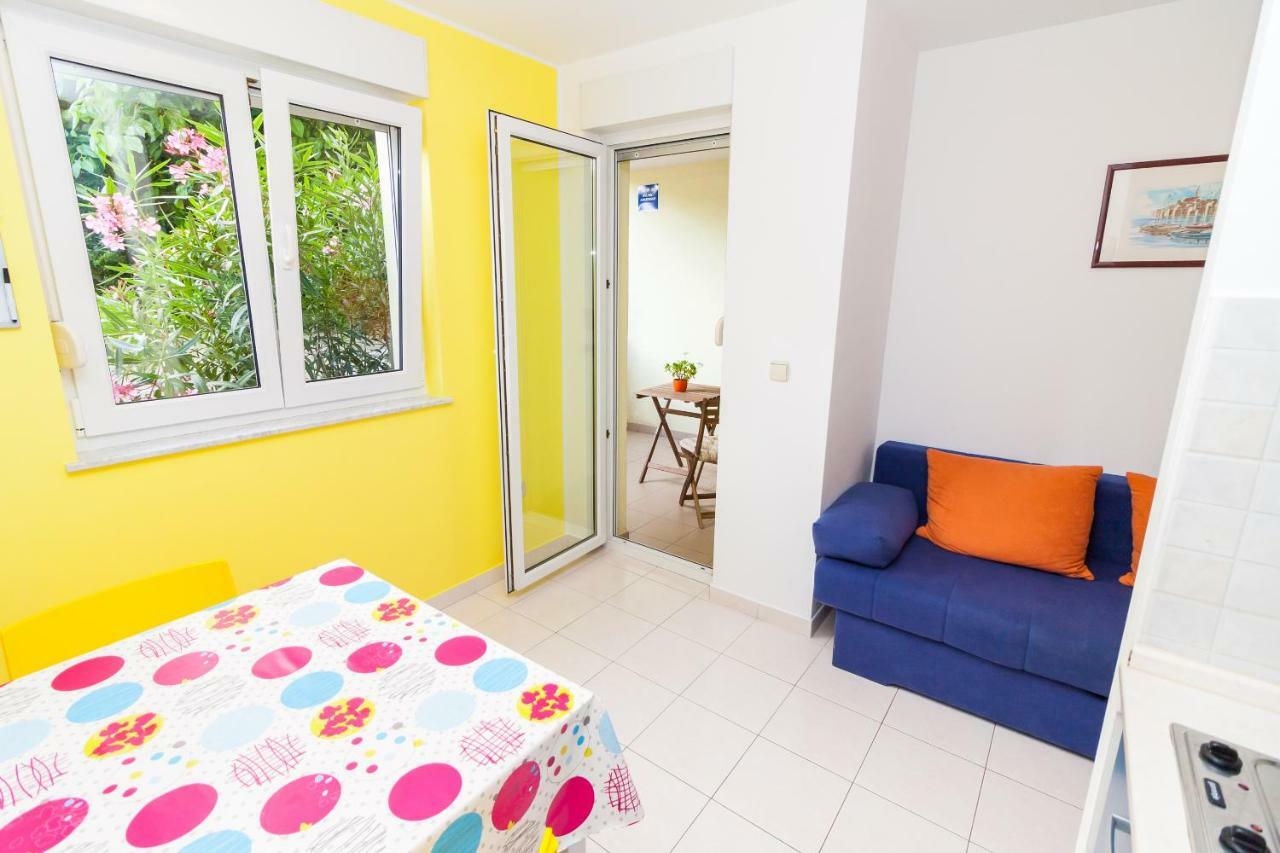 • Lungomare Beach Apartment Pula • ภายนอก รูปภาพ